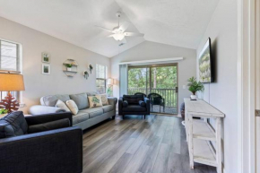 Beach Place at True Blue - Close to the beach!